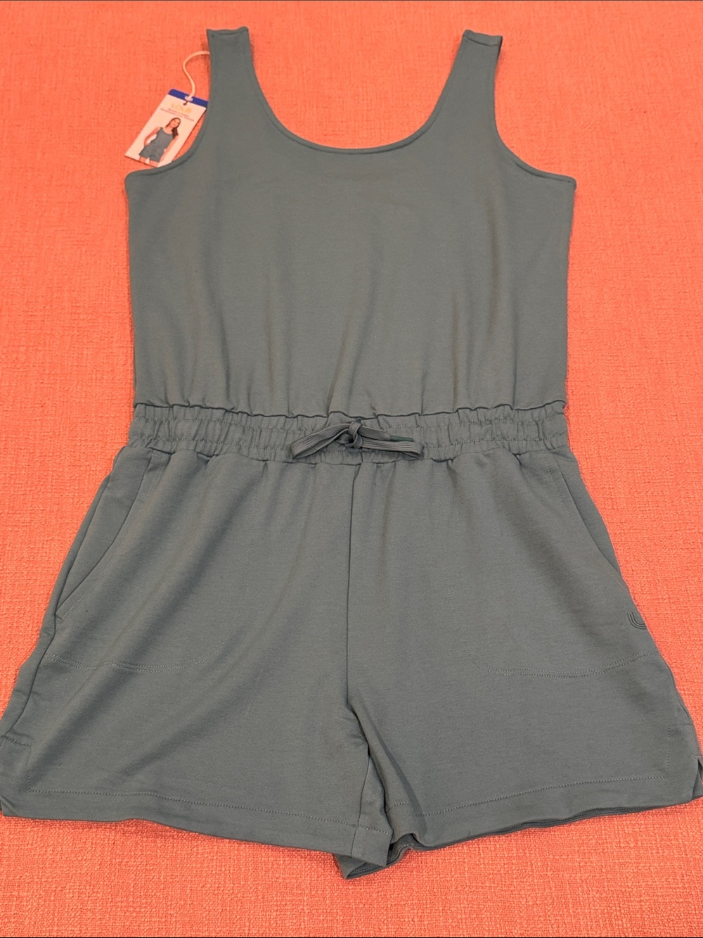 Lole large wm’s green Sleeveless Romper Drawstring Waist - crew neck / shorts